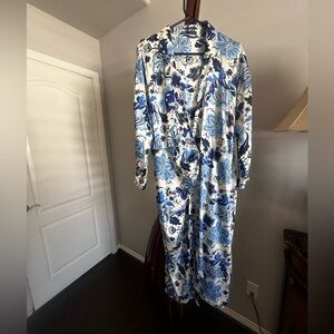 Floral wrap dreas